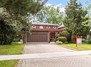 31 Clovercrest Rd, Toronto, ON M2J 1Z5