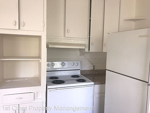 5th image of 918 Hickory St