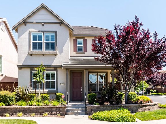 3rd image of 3072 Parkham Dr