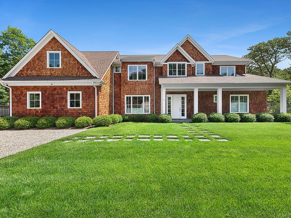 1st image of 12 Sandown Ct