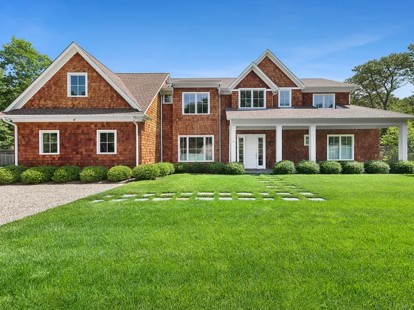 12 Sandown Ct, Wainscott, NY 11975