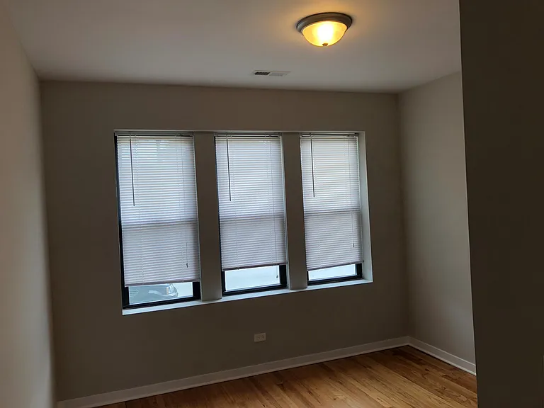 2442 W North Shore Ave — Photo 5