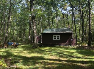 White Deer Lake Rd, Hawley, PA 18428