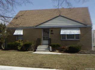 43 Algiers Ln, Cheektowaga, NY 14225