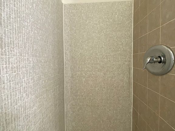 5th image of 8455 Lindley Ave APT 211A