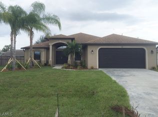 146 SE 18th Terrace Cpe, Coral, FL 33990
