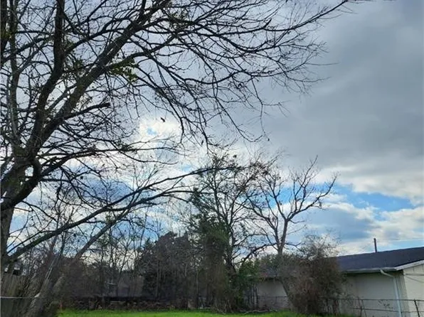 309 Trant St, Bryan, TX 77803