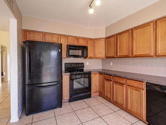 4th image of 4992 N Plaza Amor