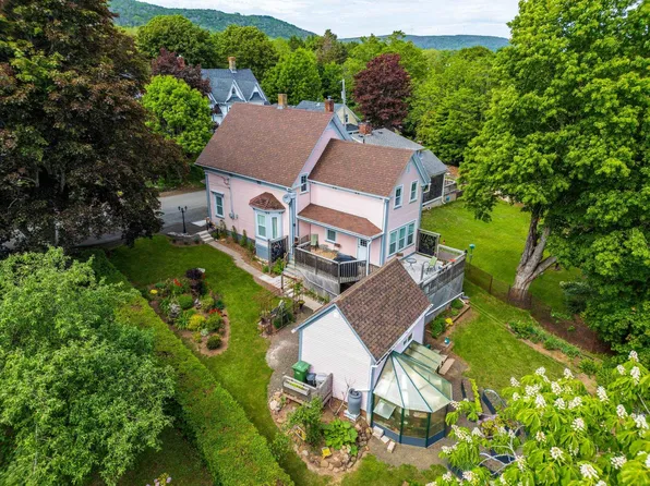 26 Garden St, Annapolis, NS B0S 1A0