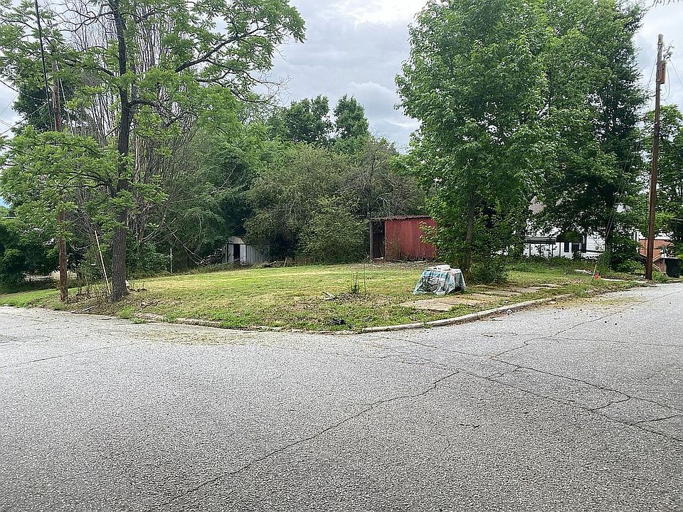 1st image of 514 Pinnacle St