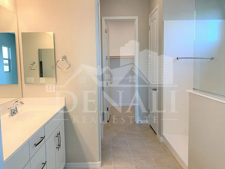 14351 W Georgia Dr — Photo 7