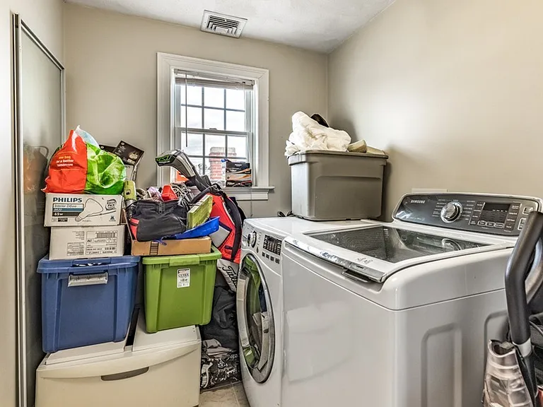 876 Shirley St #2 — Photo 30