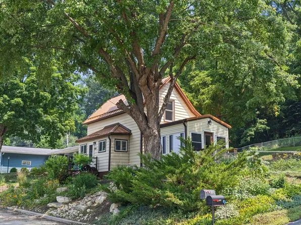 1309 31st PLACE S S, La Crosse, WI 54601