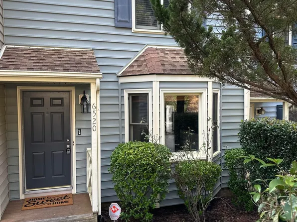 6520 Thetford Ct, Raleigh, NC 27615