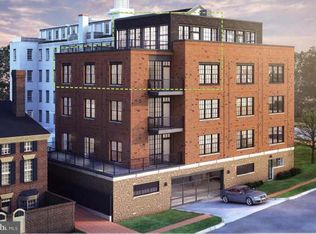 521 N Washington St Unit 302, Alexandria, VA 22314