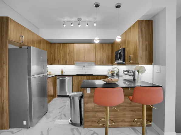 634 Commissioners Rd W, London, ON