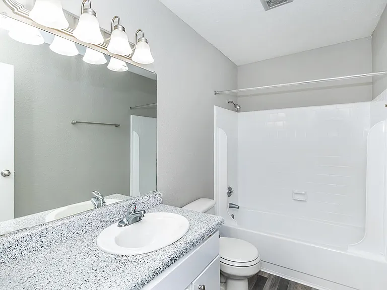 Cypress Parc — Photo 29