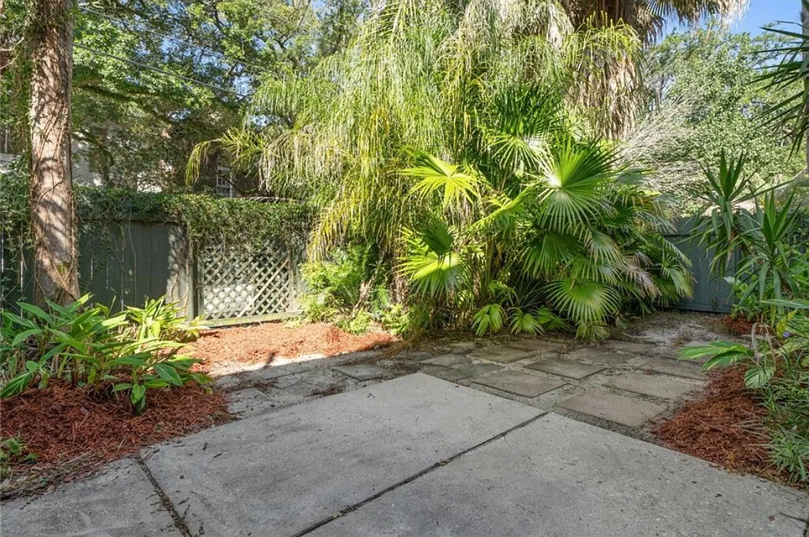 3 bed, 1600 sqft, $2,700 — Photo 4