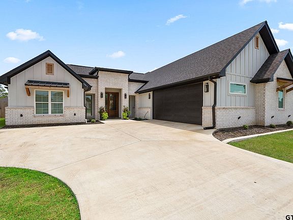 2nd image of 7947 Freestone Dr