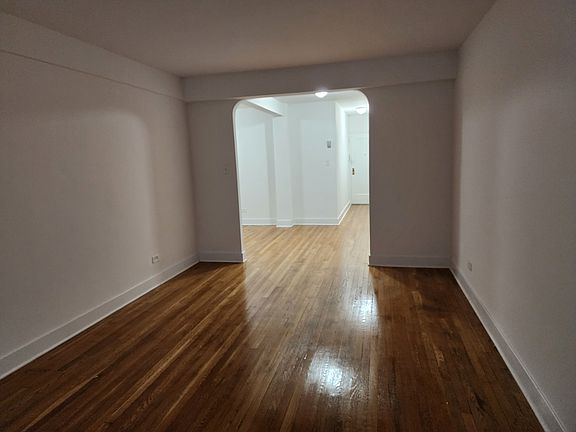2nd image of 12325 82nd Ave APT 3K