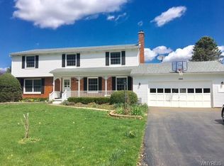 1293 E Laray Dr, Alden, NY 14004