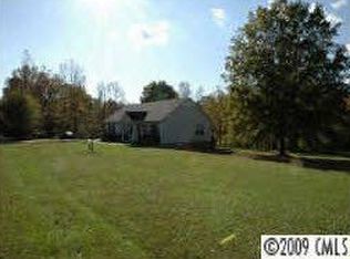 2304 Whitworth Rd, Cherryville, NC 28021