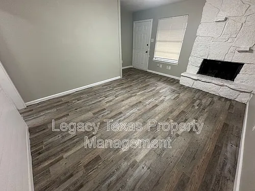 1608 Sun Valley Dr #D Photo 1