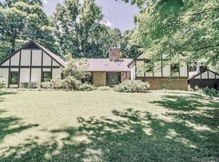 25 Elm Dr, Easton, CT 06612