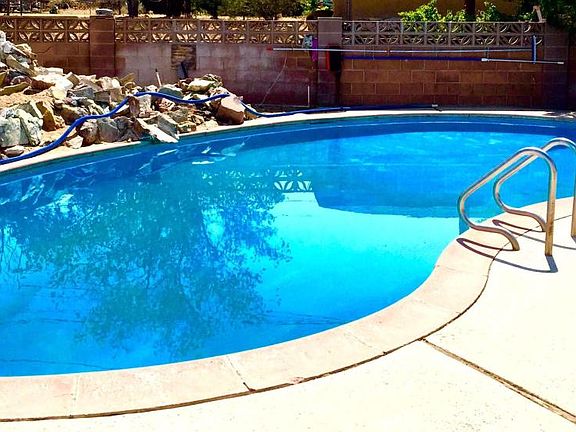 4th image of 16322 Cabrillo Dr