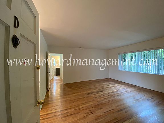 2nd image of 1510 California Ave APT D