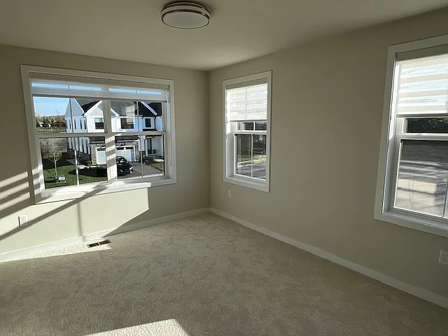 702 Juniper Ct — Photo 17