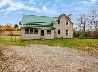 2343 Upper Flinton Rd, Addington Highlands, ON K0H1P0