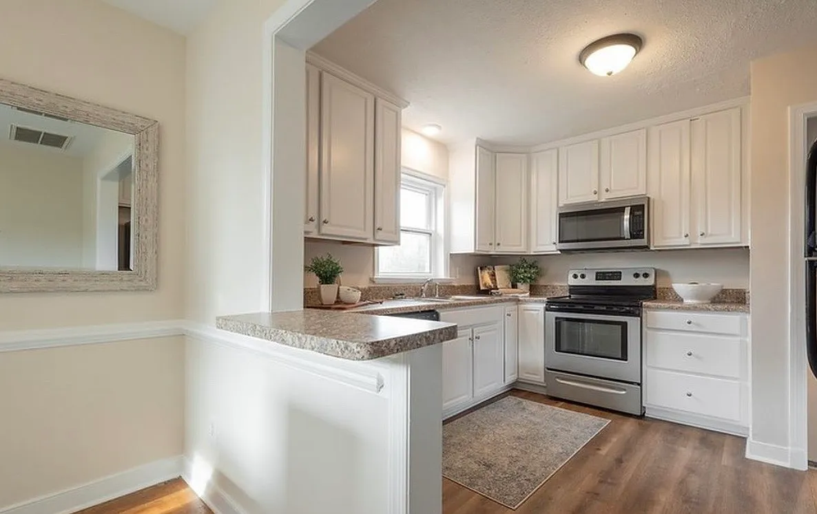 4 bed, 1707 sqft, $2,600 — Photo 4