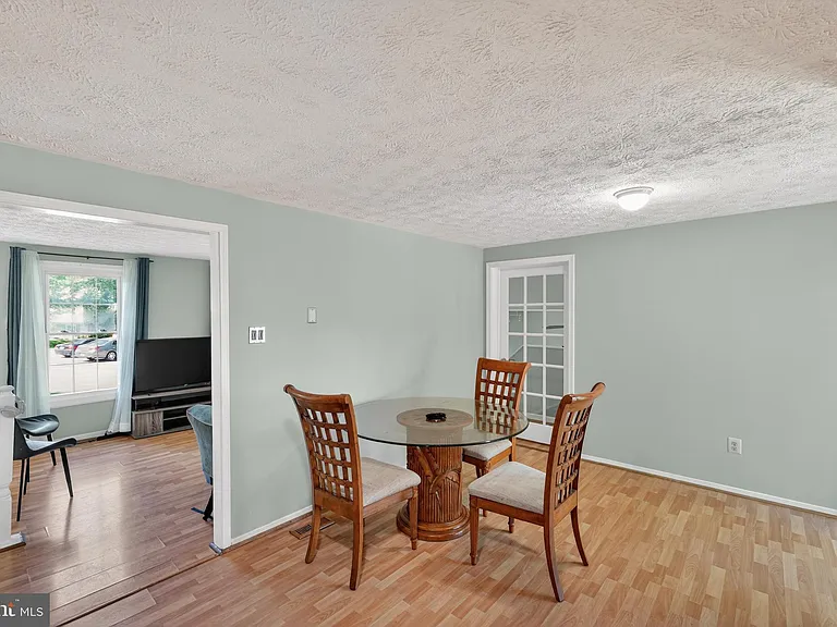 3079 Dorsey Ct — Photo 6
