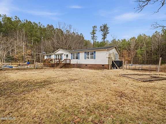 2nd image of 324 Hill Lane Road