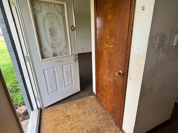 218 E 5th St #218, Bloomsburg, PA 17815