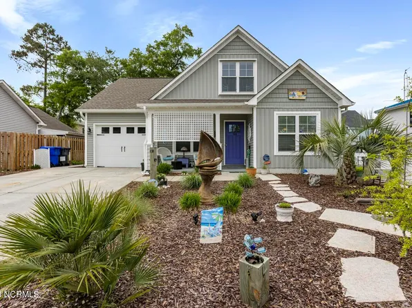 159 NE 19th Street, Oak Island, NC 28465