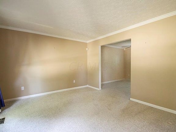 4th image of 6060 Landsbury Ct