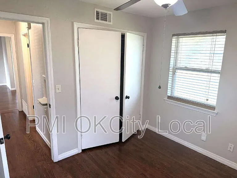 3025 NW 67th St — Photo 23