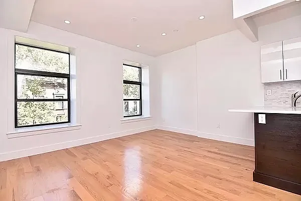 Rented by Bohemia Realty Group | media 19