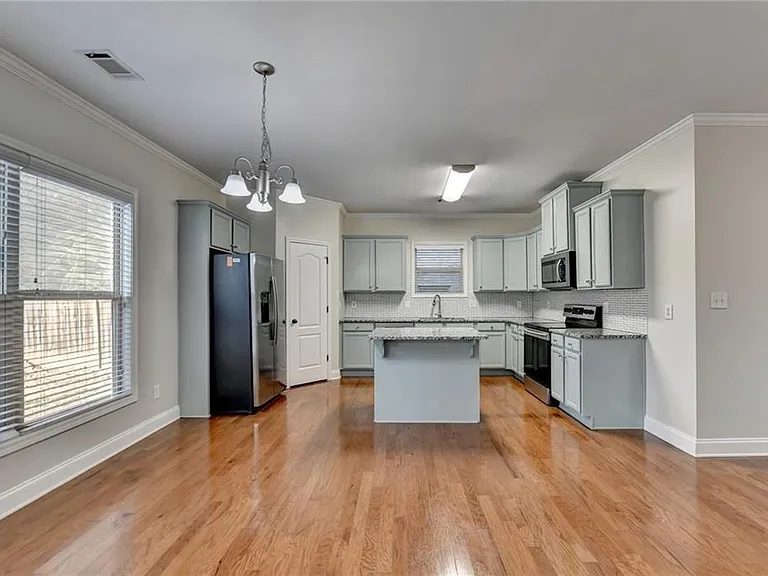522 Suwanee Oaks Dr — Photo 20