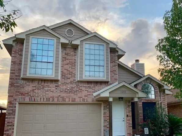 103 Cotton Dr, Lake Jackson, TX 77566