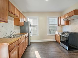 128 Campbell Ave APT 3, West Haven, CT 06516