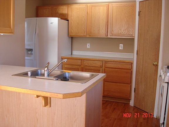 5th image of 9909 Donovan Ct SE