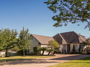 301 Cecilia Loop, College Station, TX 77845
