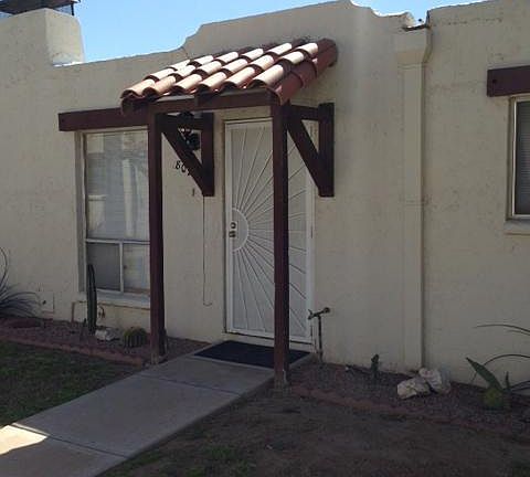 2nd image of 8022 E Oak St