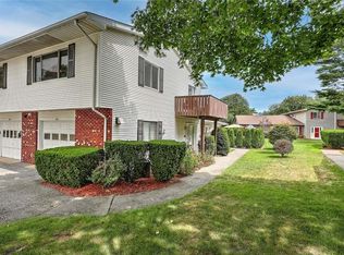 583 Pocasset Ct, Warwick, RI 02886