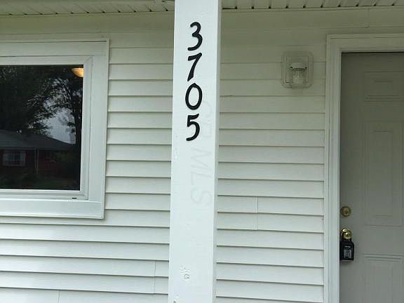 4th image of 3705 E Deshler Ave