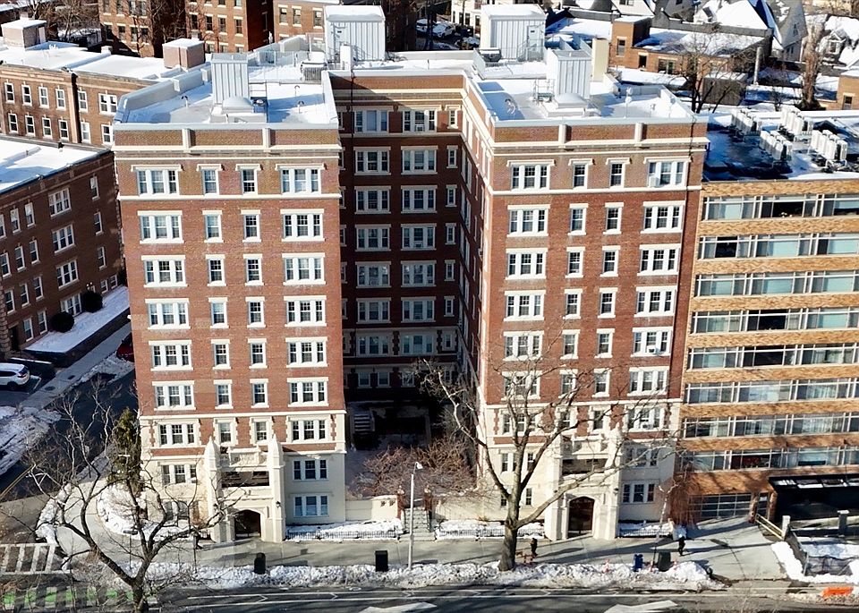 1st image of 1450-1454 Beacon St #643