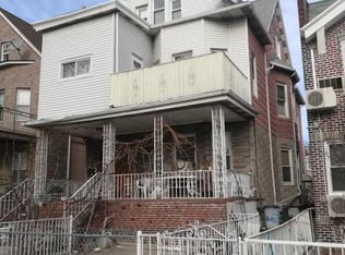 2812 61st St, Des Moines, IA 50322
